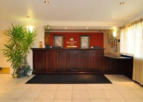Inn At 50 - Long Beach Convention Center Hotel